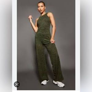 NWT Wide Leg Jumpsuit S